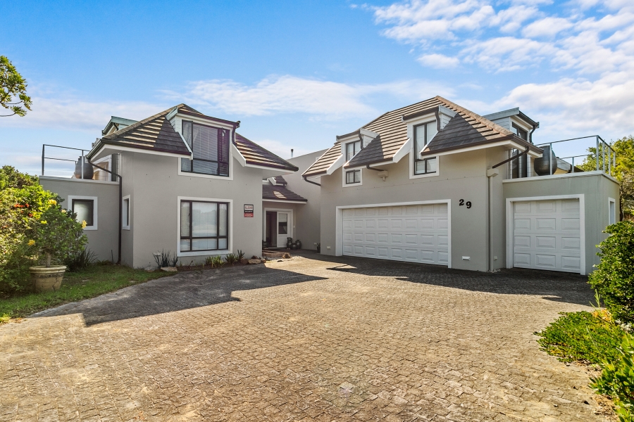 4 Bedroom Property for Sale in Pezula Golf Estate Western Cape